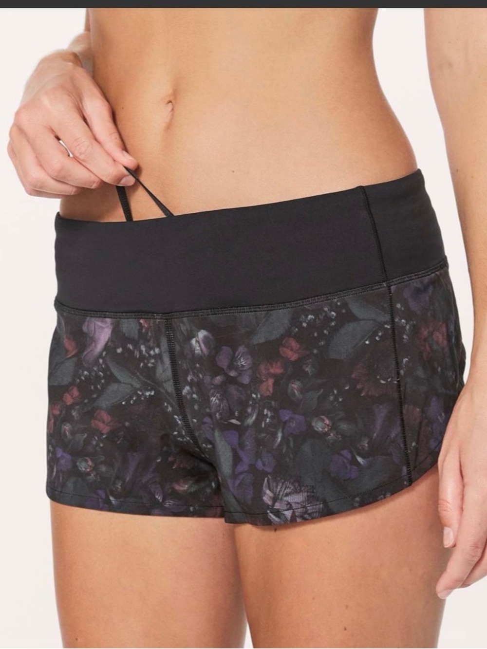 Lululemon Speed Up Short *2.5" Frozen Flourish Multi / Black Sz 8